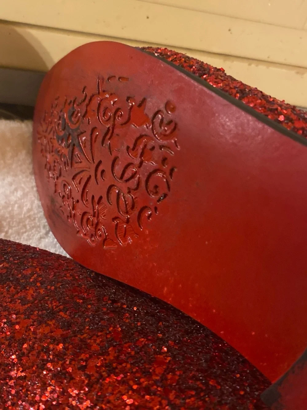Source Unknown Red Glitter Men's Slip-On Loafers